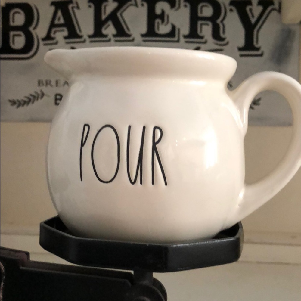 Rae dun LL creamer